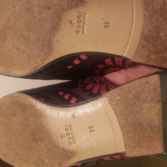 Gucci Princeton Mule Slides - Picture 5 of 8